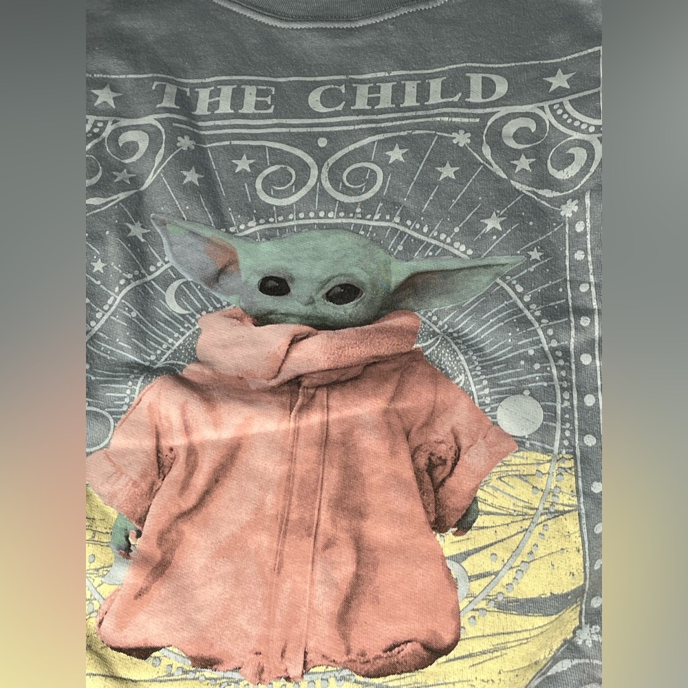 Women’s Star Wars light green sweatshirt. Size xxl. - Picture 4 of 9